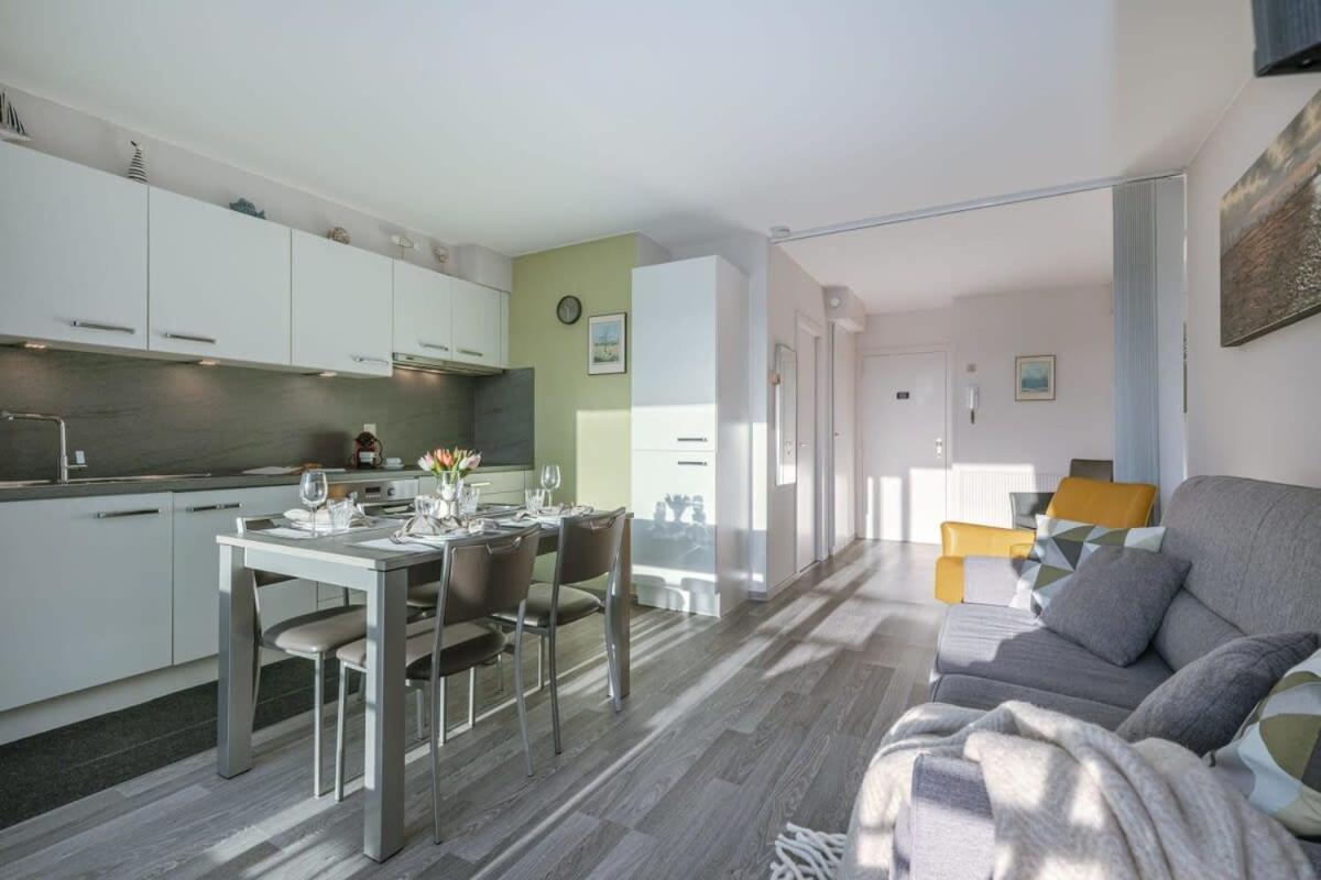 Апартаменти Huswell - Charming Studio With Terrace Nearby The Beach Мідделкерке Екстер'єр фото